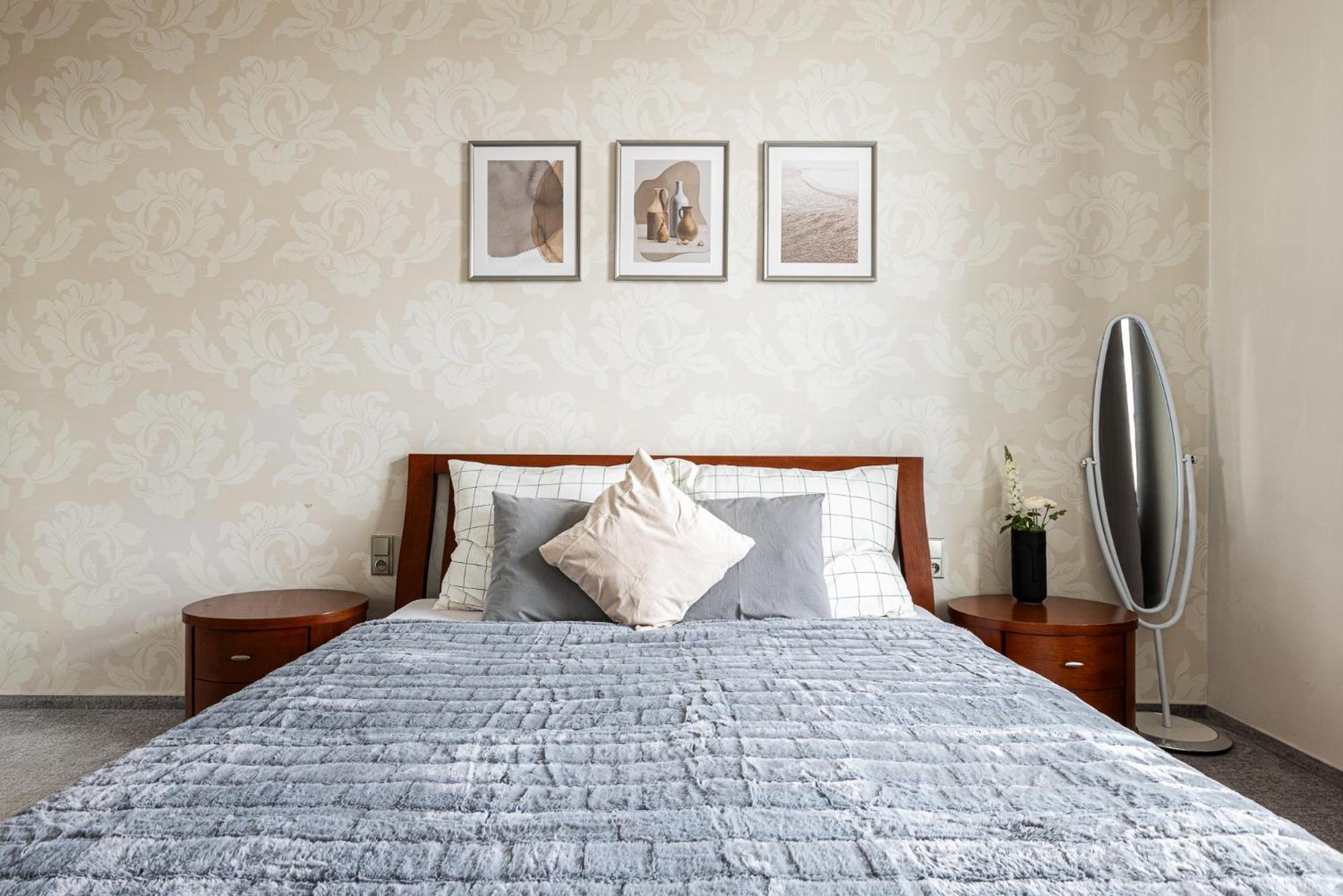 Nice Big Apartment 2Bds - Belgicka Prague Ngoại thất bức ảnh