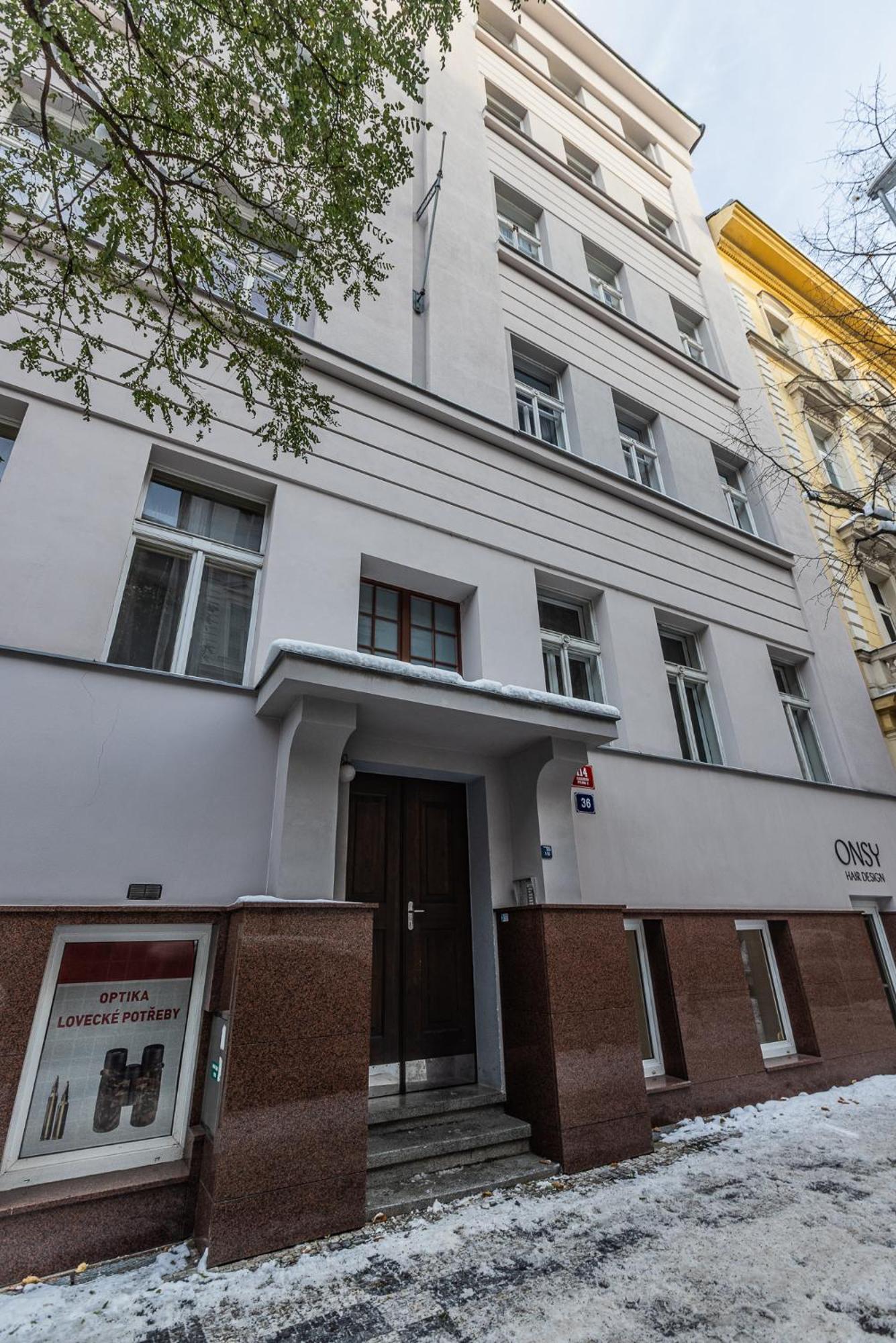 Nice Big Apartment 2Bds - Belgicka Prague Ngoại thất bức ảnh